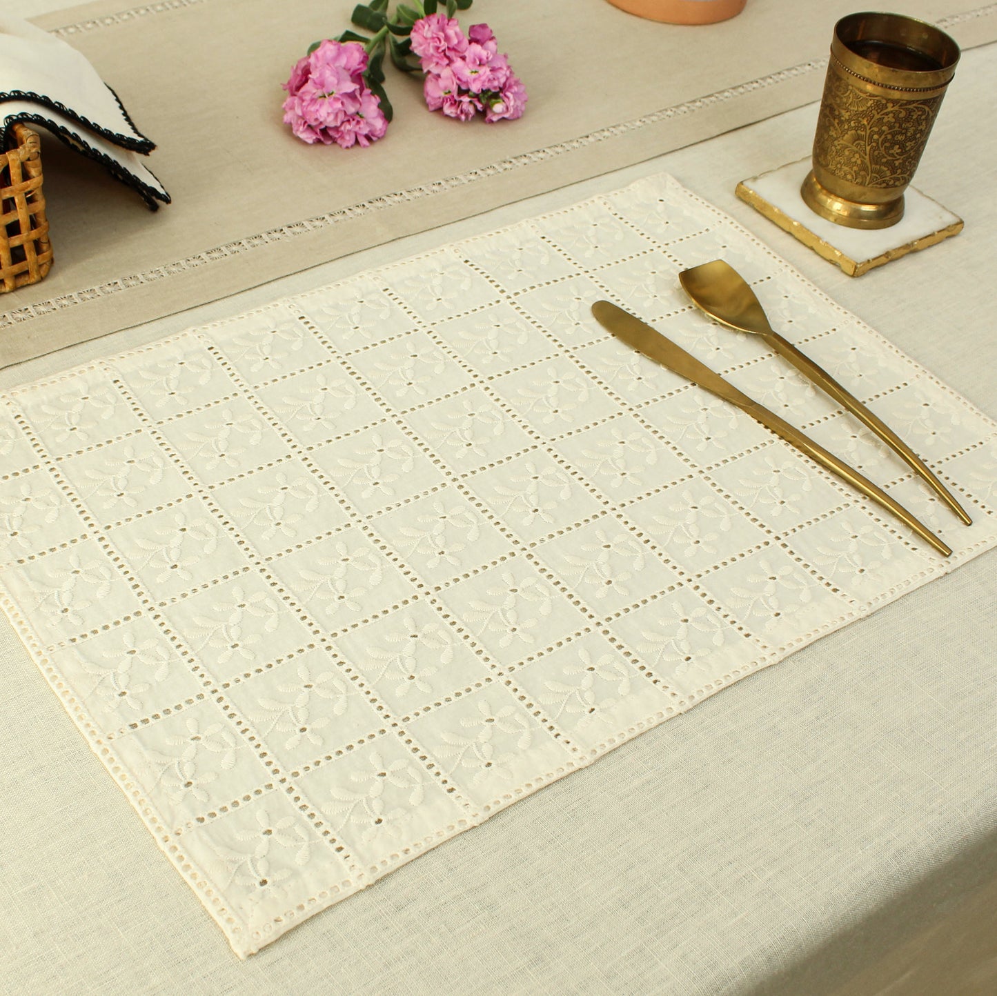 Nubra Placemat-Ecru