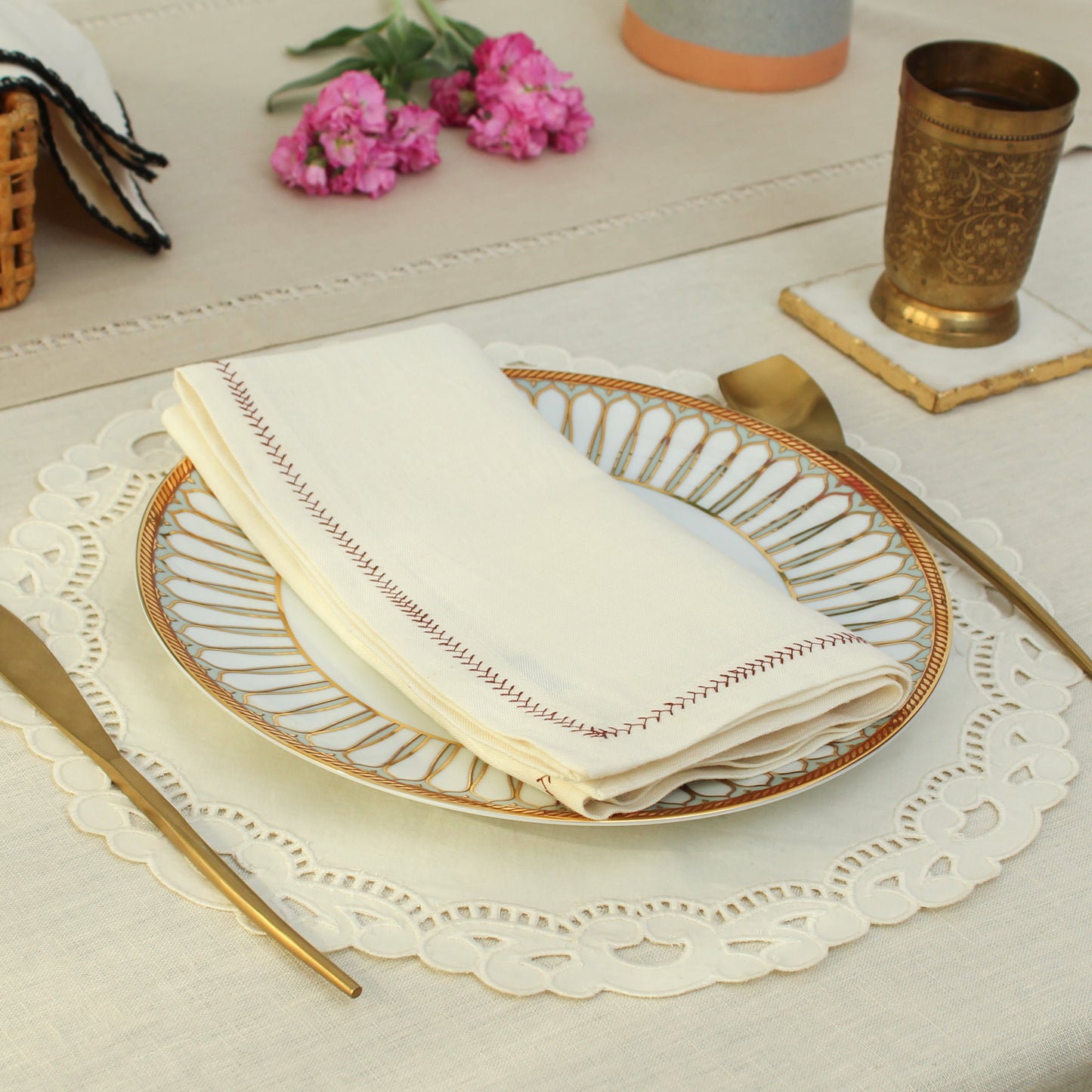 Navio Napkin-Ecru