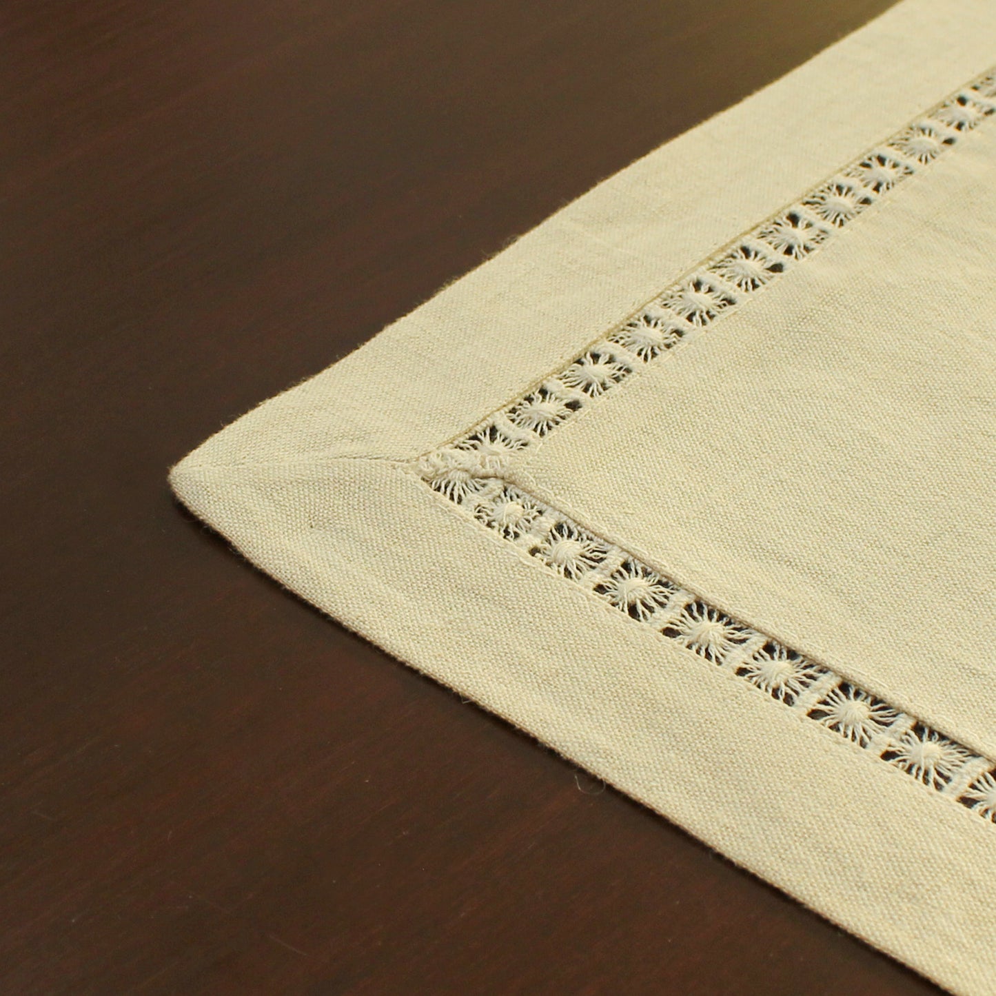 Malibu Placemat-Beige