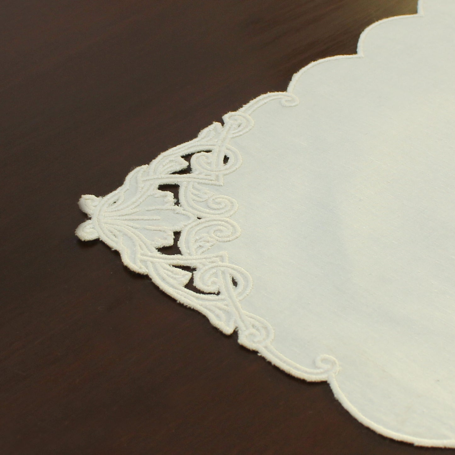 Noor Placemat-Ecru