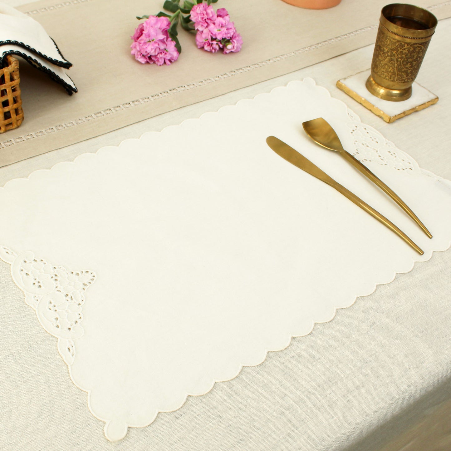 Bahar Placemat-Ecru