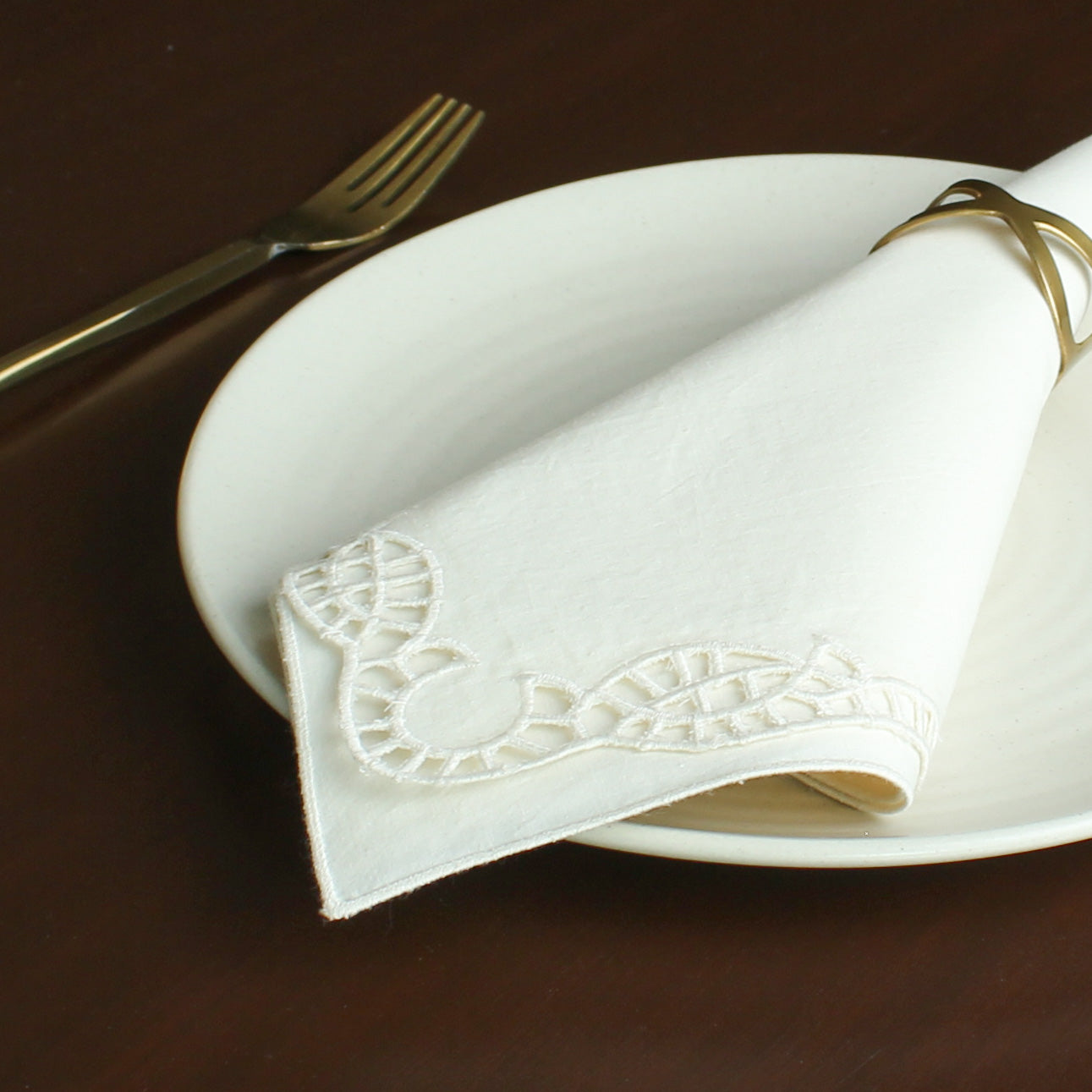 Aada Napkin-Ecru